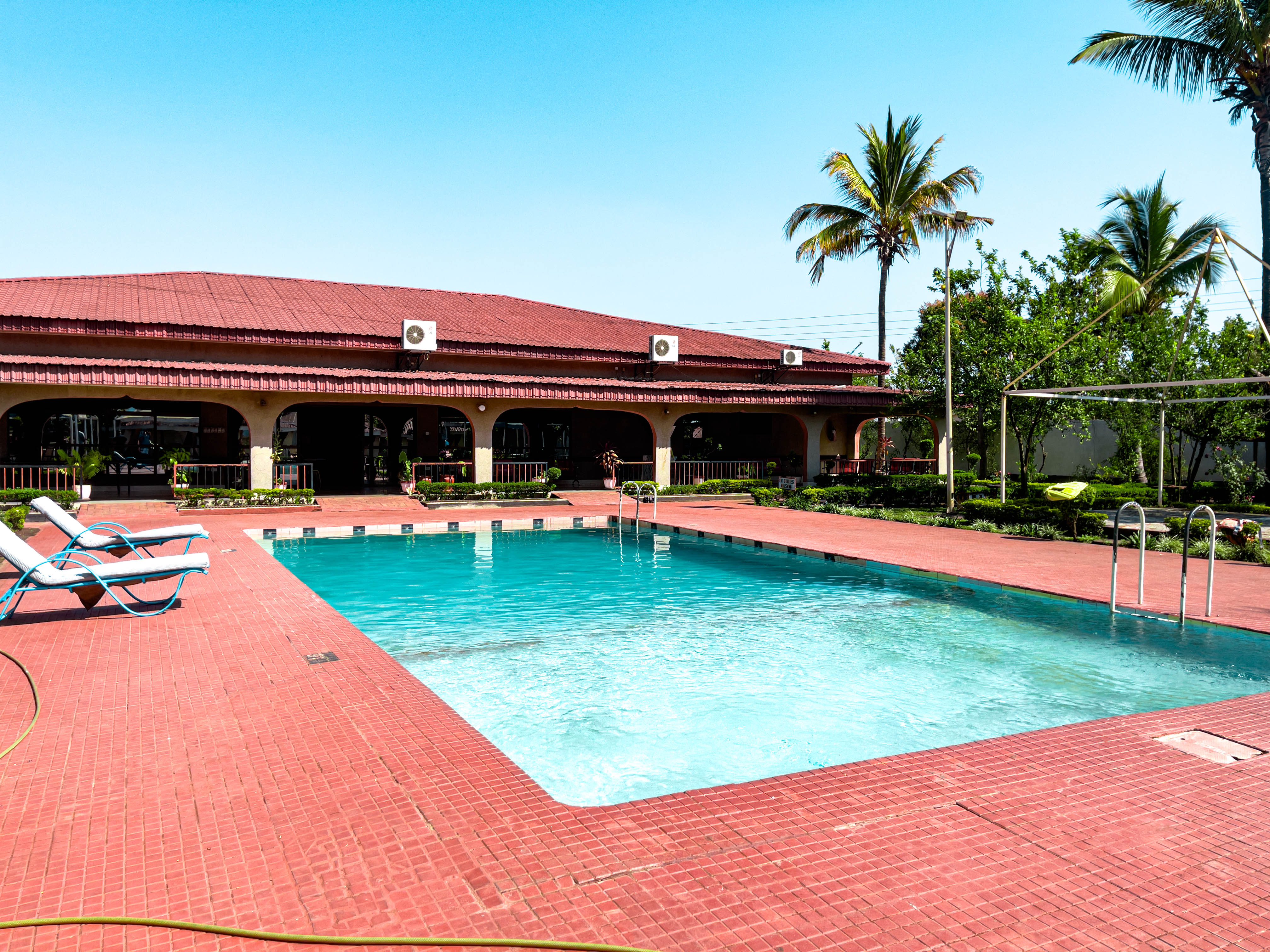 pool