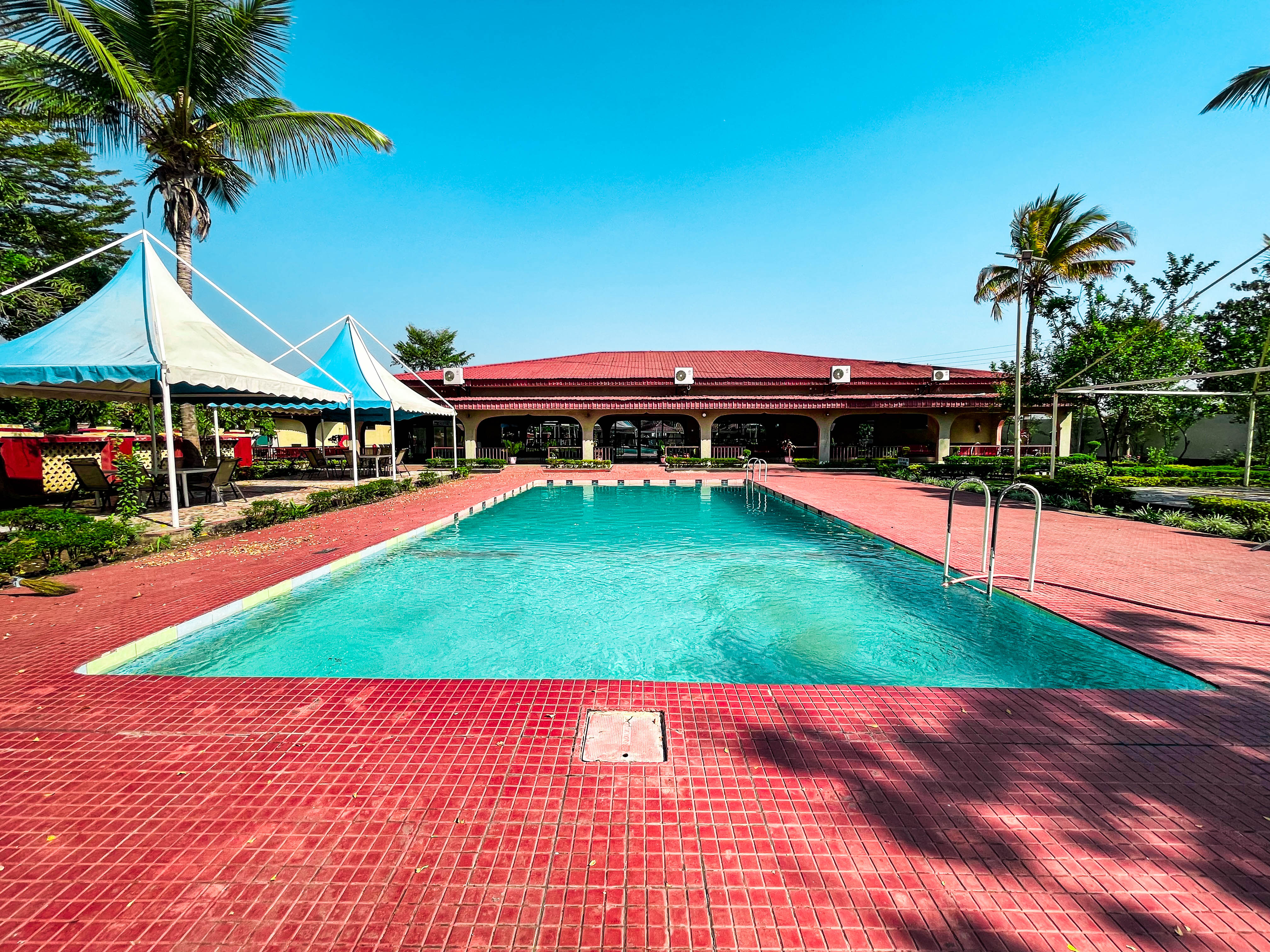pool