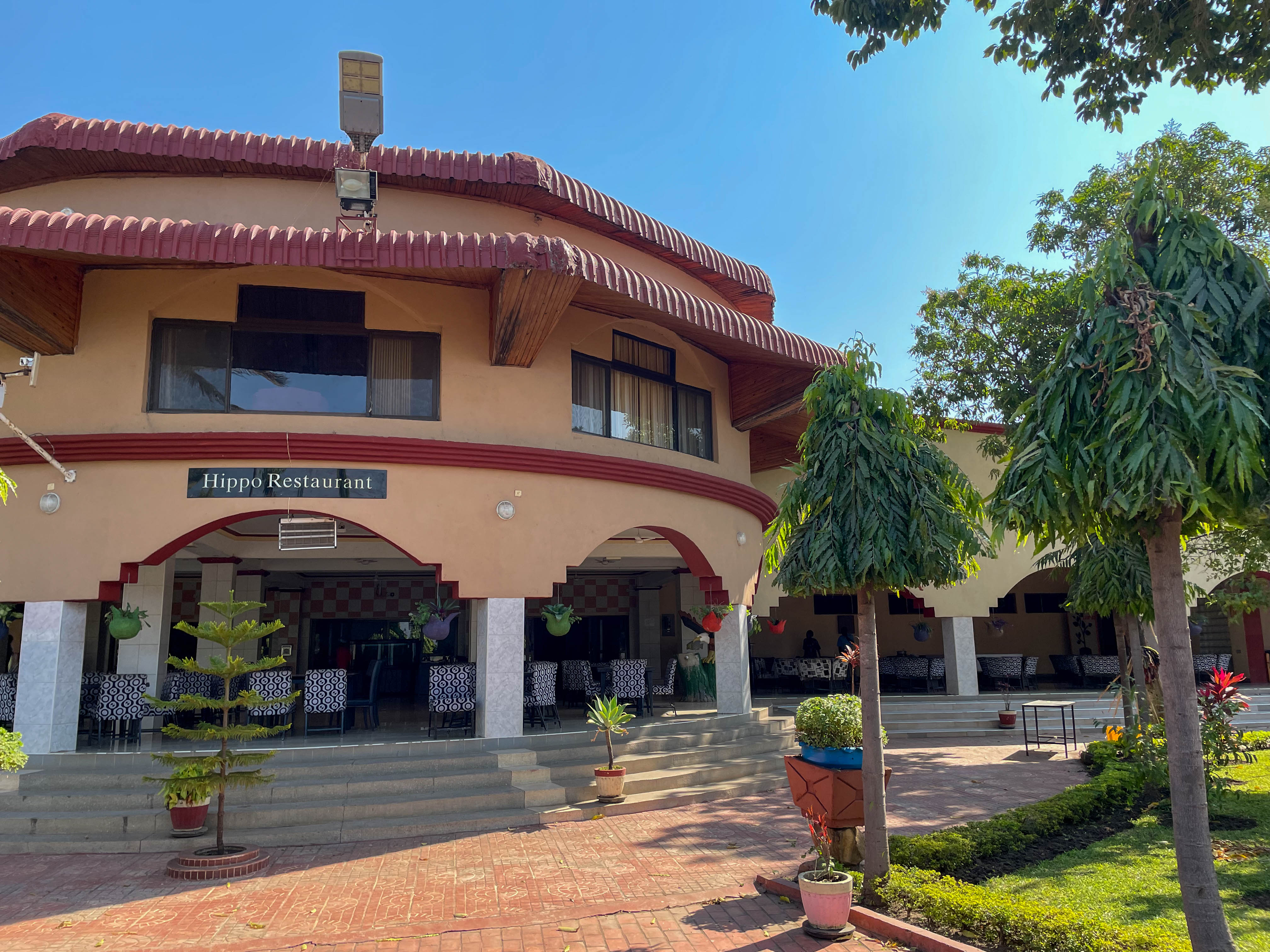 Restaurant outside view